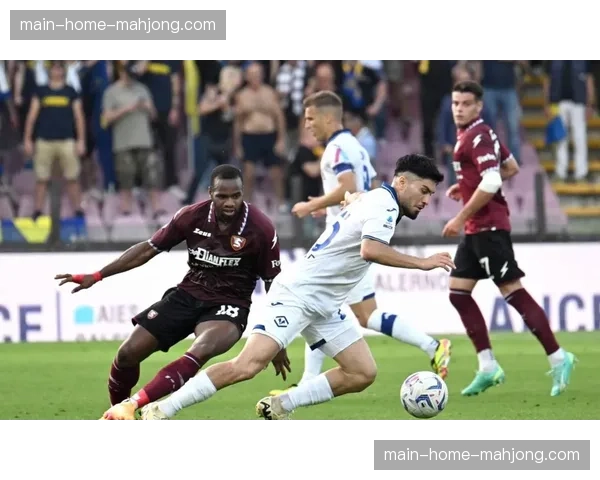 国际米兰2-0完胜尤文图斯，积分优势扩大至8分