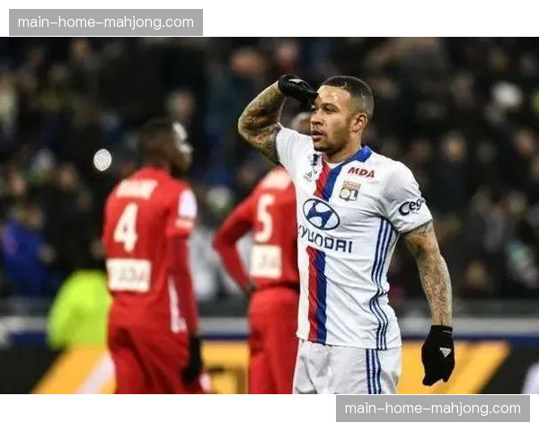 评论：连续三轮平局，剖析摩纳哥年轻防线在压力下的不稳定表现